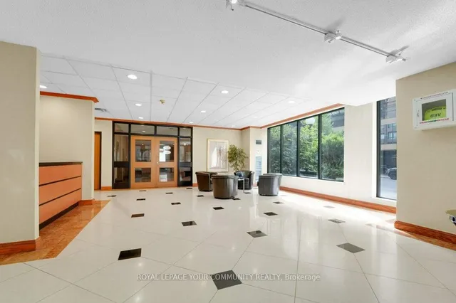 Additional image 5 of 633 Bay St Unit 2512