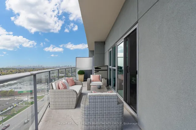 Additional image 2 of 2150 Lawrence Ave Unit PH03