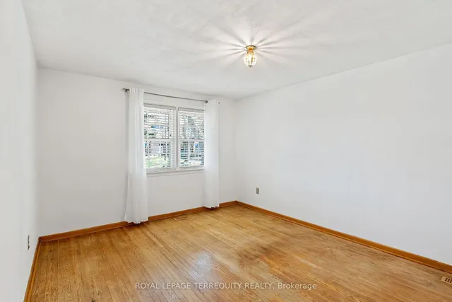 Additional image 23 of 52 Cathedral Bluffs Dr