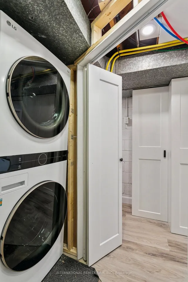 Additional image 35 of 50 Denison Ave