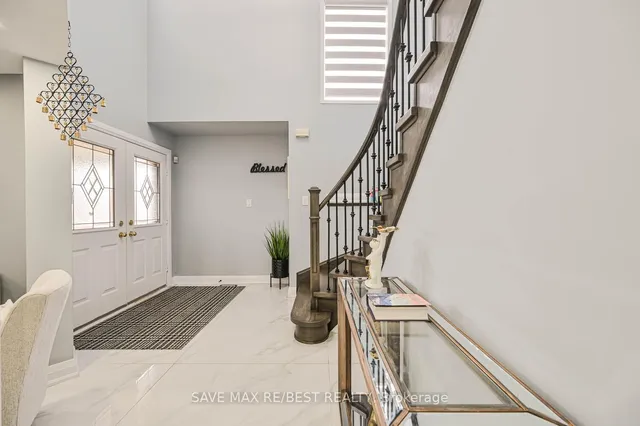 Additional image 7 of 29 Baccarat Cres