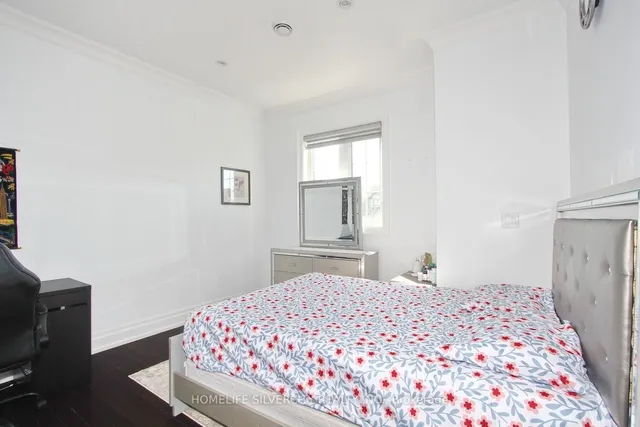 Additional image 26 of 4 Byng Ave