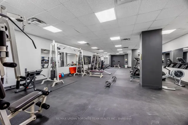 Additional image 32 of 393 King St Unit 401