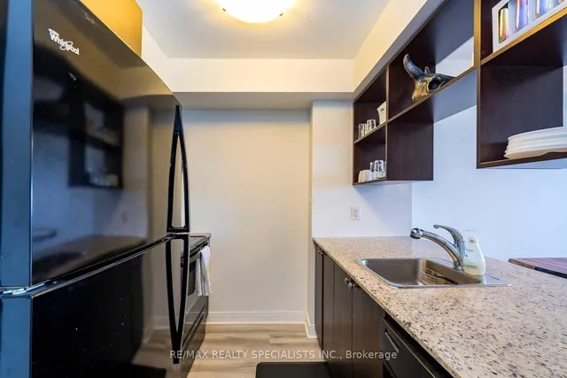 Additional image 2 of 151 Village Green Sq Unit 2710