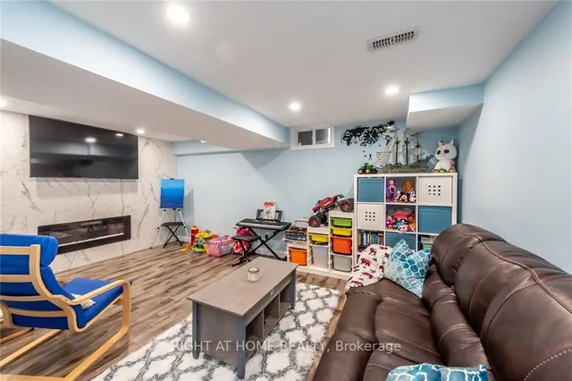 Additional image 37 of 9 Medici Lane