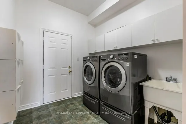 Additional image 23 of 8 Hackney Crt