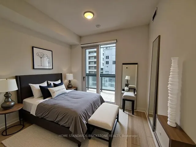 Additional image 3 of 39 Roehampton Ave Unit 609