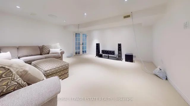 Additional image 32 of 3 Springbank Ave