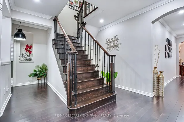 Additional image 17 of 30 Curran Rd