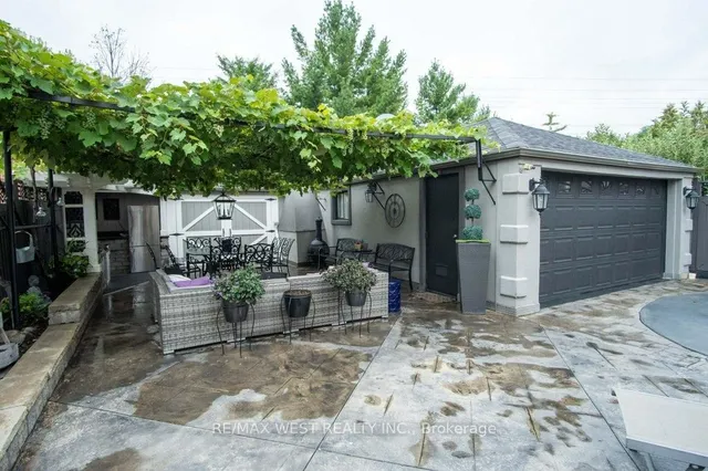 Additional image 40 of 26 Brandon Ave