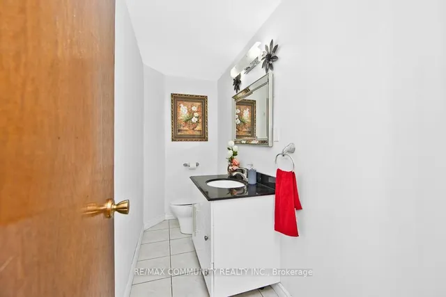 Additional image 7 of 17 Tineta Cres