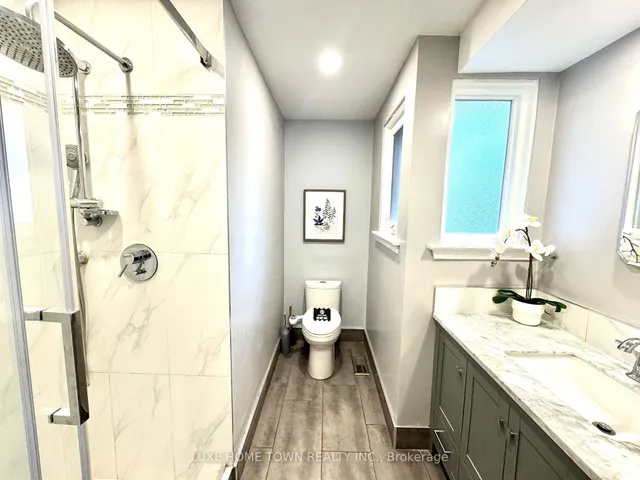 Additional image 13 of 7 Addington Cres