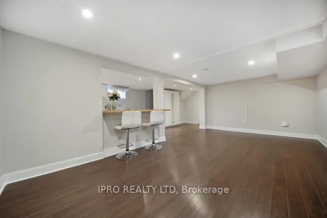 Additional image 30 of 146 Glencarry Ave