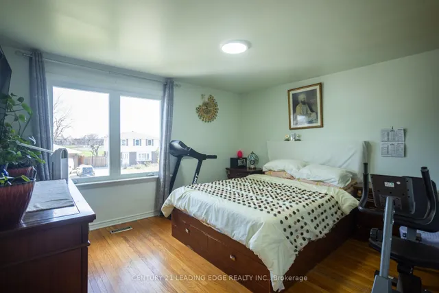 Additional image 19 of 111 Folkstone Cres