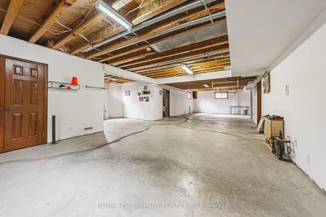 Additional image 36 of 388 Hemlock Ave