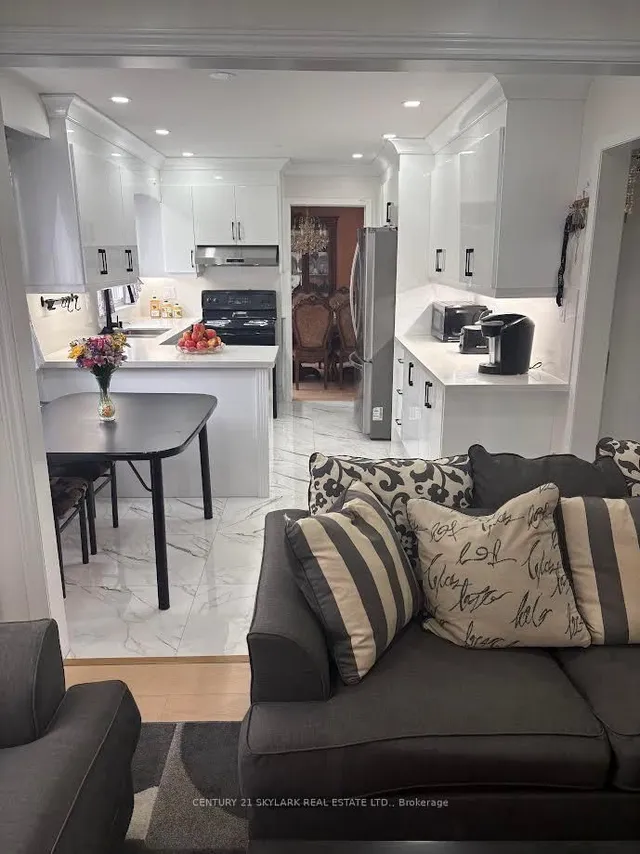 Additional image 35 of 174 Silverstone Dr