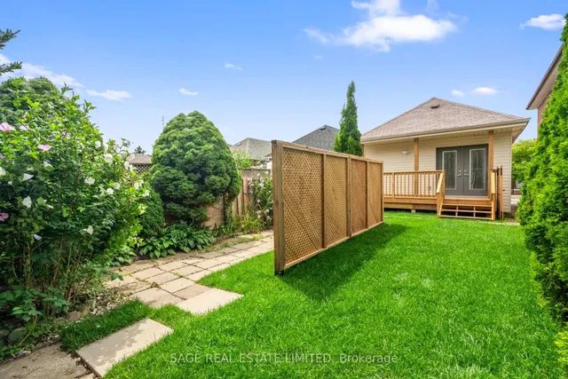 Additional image 46 of 25 Chamberlain Ave