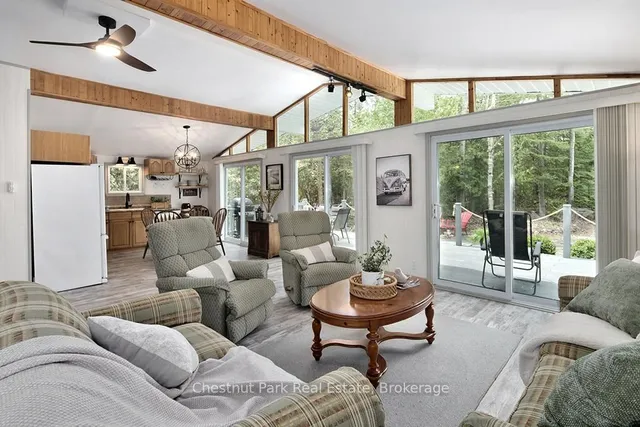 Additional image 17 of 64 Thompson Ave