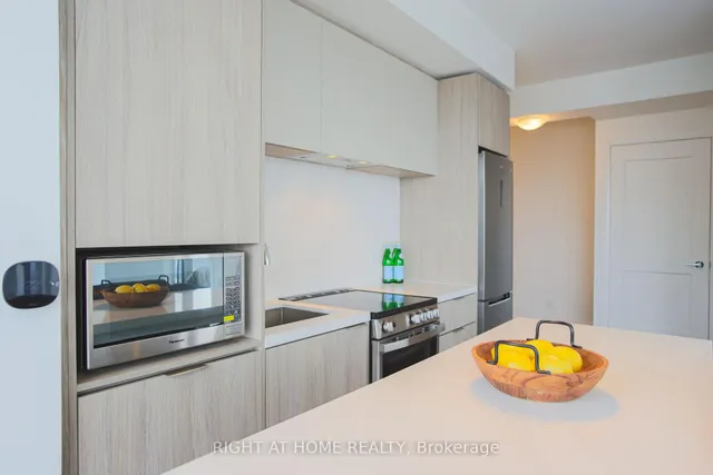 Additional image 3 of 70 Annie Craig Dr Unit 5002