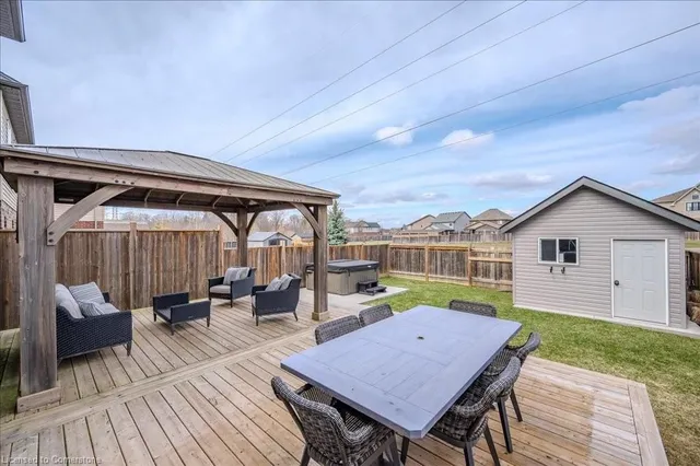 Additional image 39 of 504 Netherwood Cres