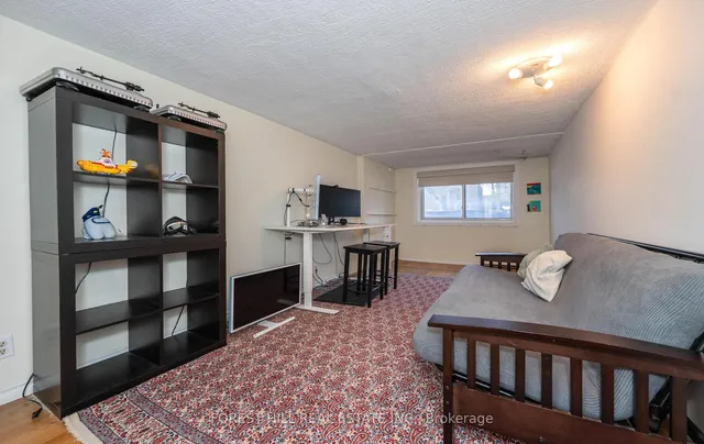 Additional image 40 of 92 Avondale Ave