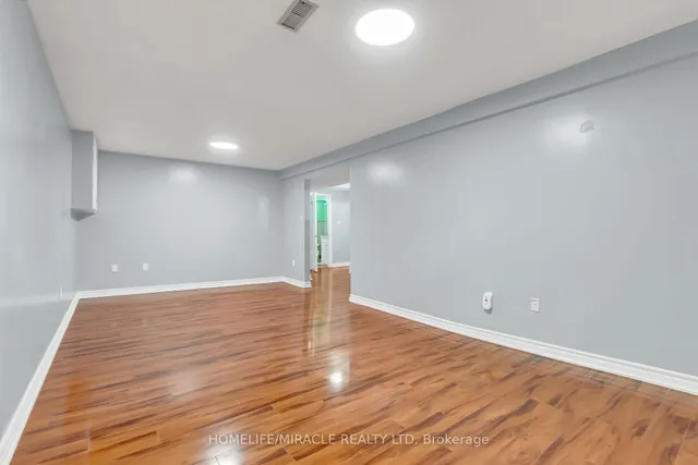 Additional image 36 of 4 Colchester Ave