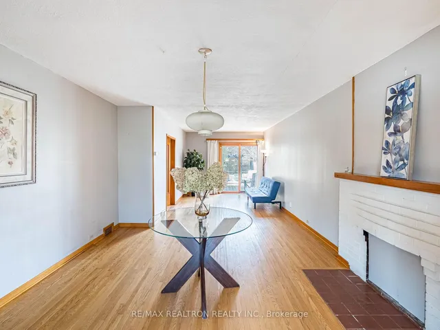 Additional image 9 of 872 Royal York Rd