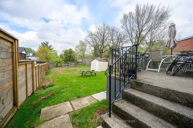 Additional image 32 of 129 Dundurn St