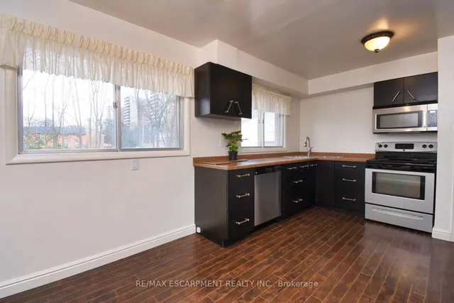 Additional image 12 of 914 Francis Rd