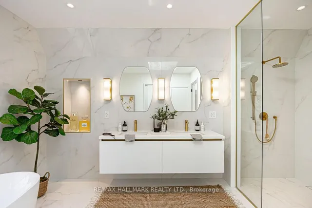 Additional image 33 of 138 Balsam Ave