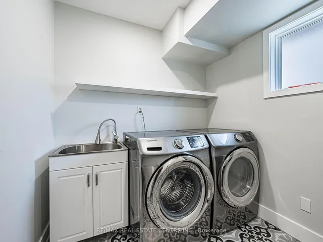 Additional image 27 of 302 Leacock Ave