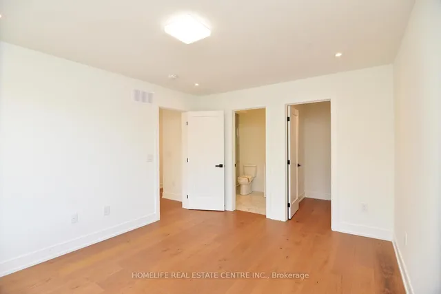 Additional image 39 of 1 Camilla Cres