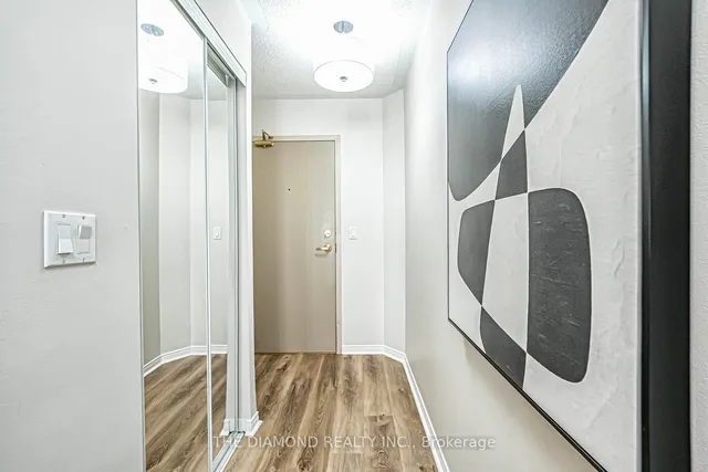 Additional image 5 of 909 Bay St Unit 2101