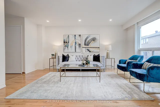 Additional image 13 of 82 Carnival Crt