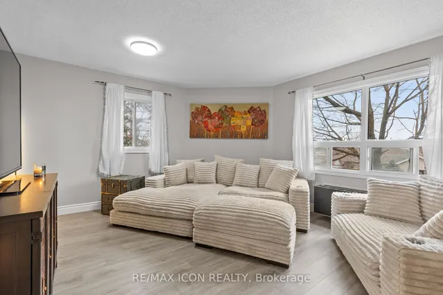 Additional image 11 of 30 Hugo Cres Unit 210