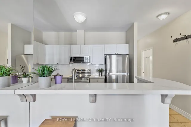 Additional image 11 of 10 Gateway Blvd Unit 521