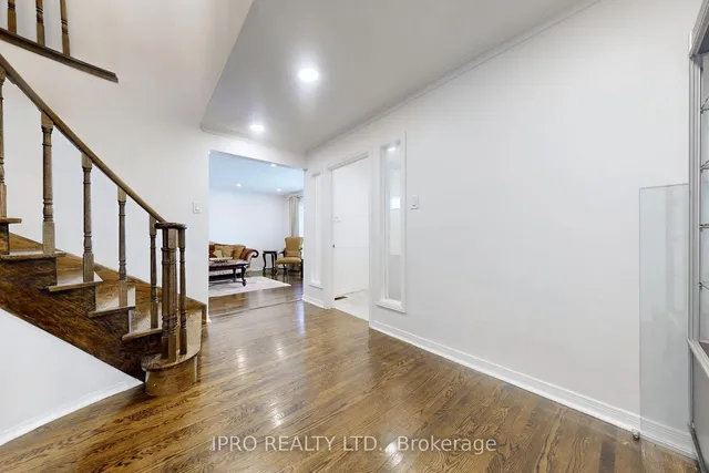 Additional image 12 of 17 Clearcrest Ave