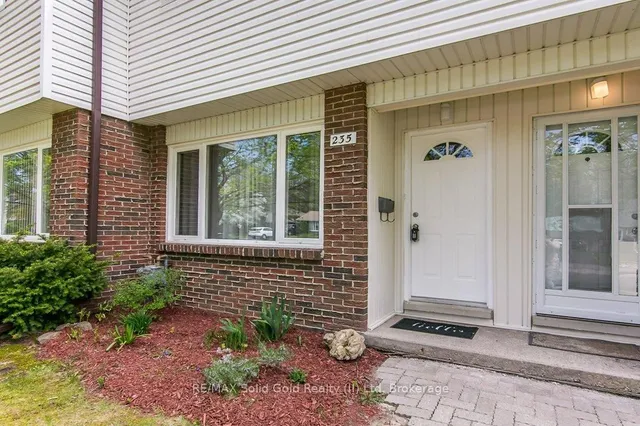 Additional image 6 of 235 Fergus Ave