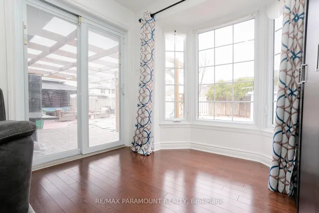 Additional image 13 of 10 Burnham Cres