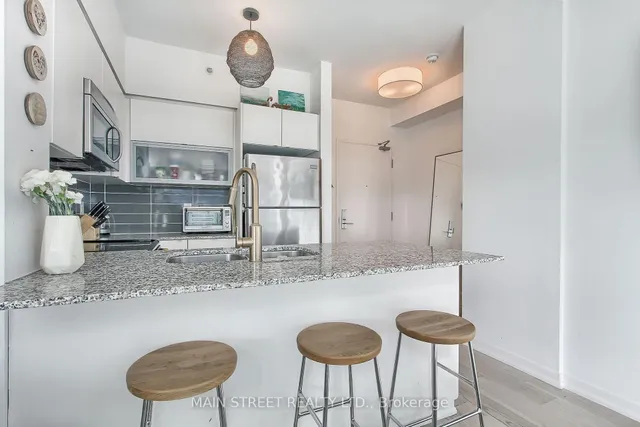 Additional image 9 of 150 East Liberty St Unit 1213