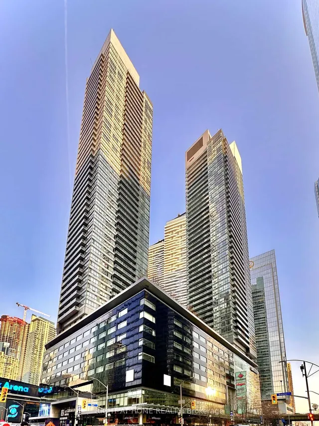 Additional image 30 of 65 Bremner Blvd Unit 5104