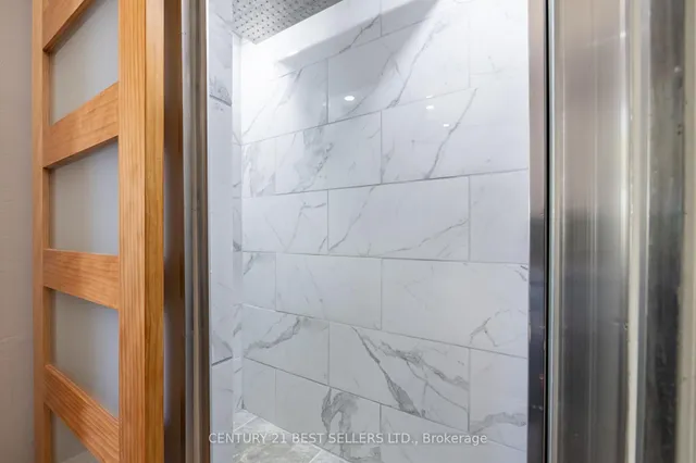 Additional image 20 of 933 Highway 6 N/A