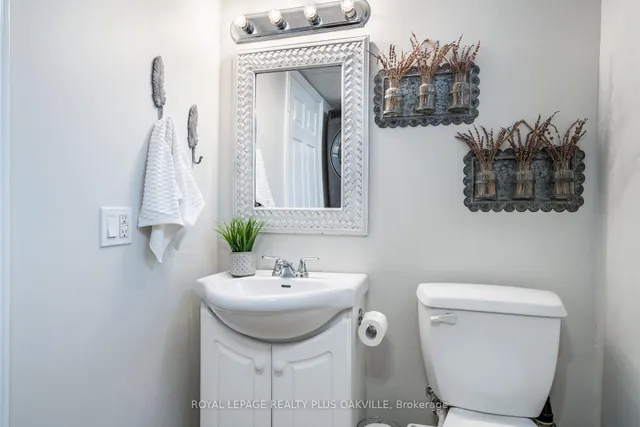 Additional image 25 of 548 Regina Dr