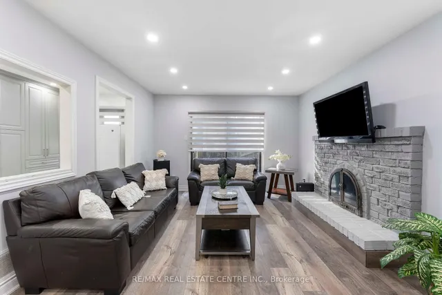 Additional image 12 of 44 Abelard Ave