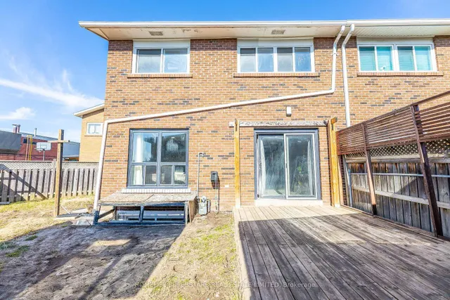 Additional image 43 of 13 Thistle Down Blvd