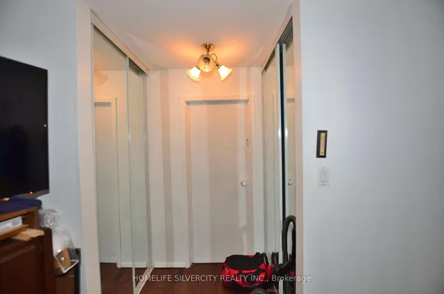 Additional image 29 of 35 Geneva Cres