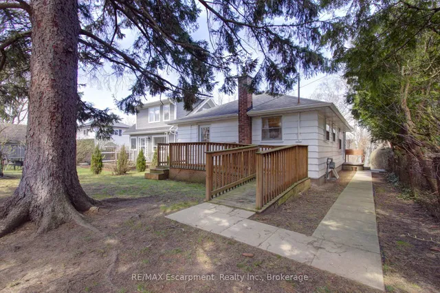 Additional image 37 of 1060 Brook View Ave