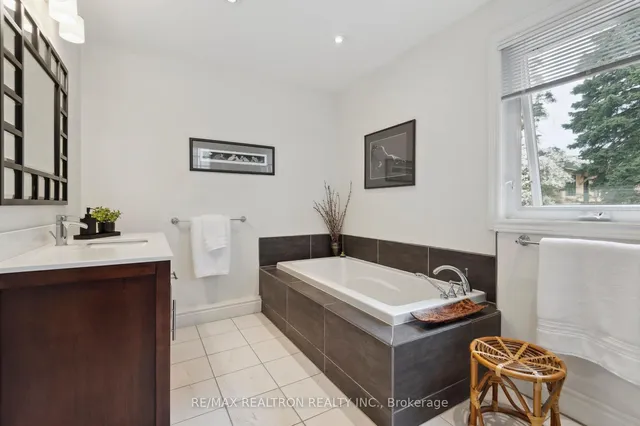 Additional image 28 of 6 Redland Cres