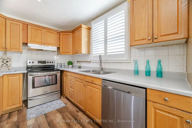 Additional image 11 of 32 East 44th St