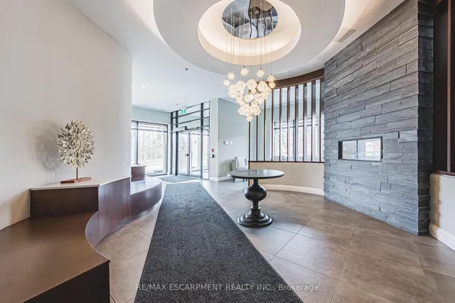 Additional image 2 of 1 Redfern Ave Unit 215